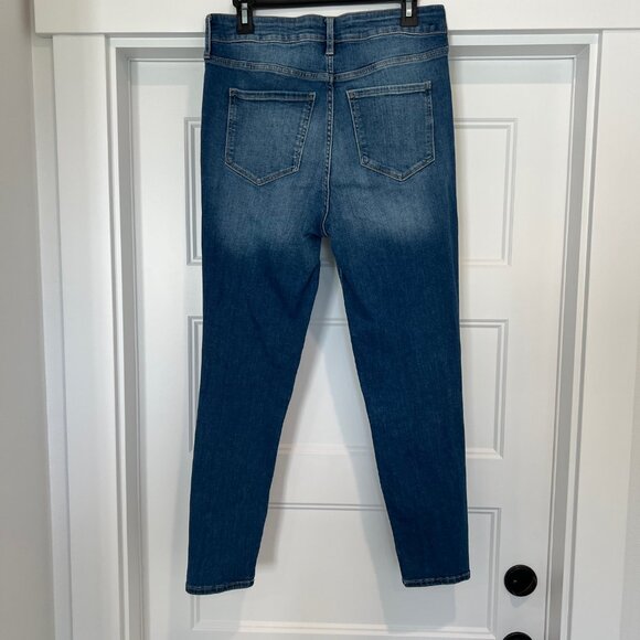 GAP Women Size 10/30R Sky High Universal Medium Blue Bay High Rise Legging Jeans - Picture 4 of 7